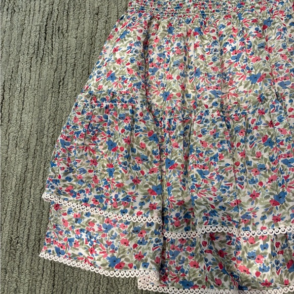 BB Dakota ruffle floral skirt lined mini - Picture 2 of 14